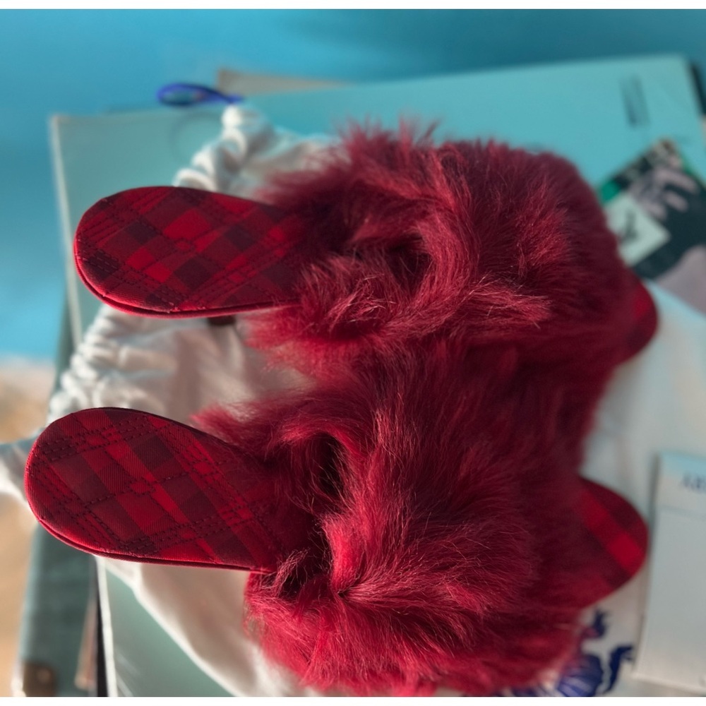 NWT Burberry Shearling Mules - Picture 4 of 7